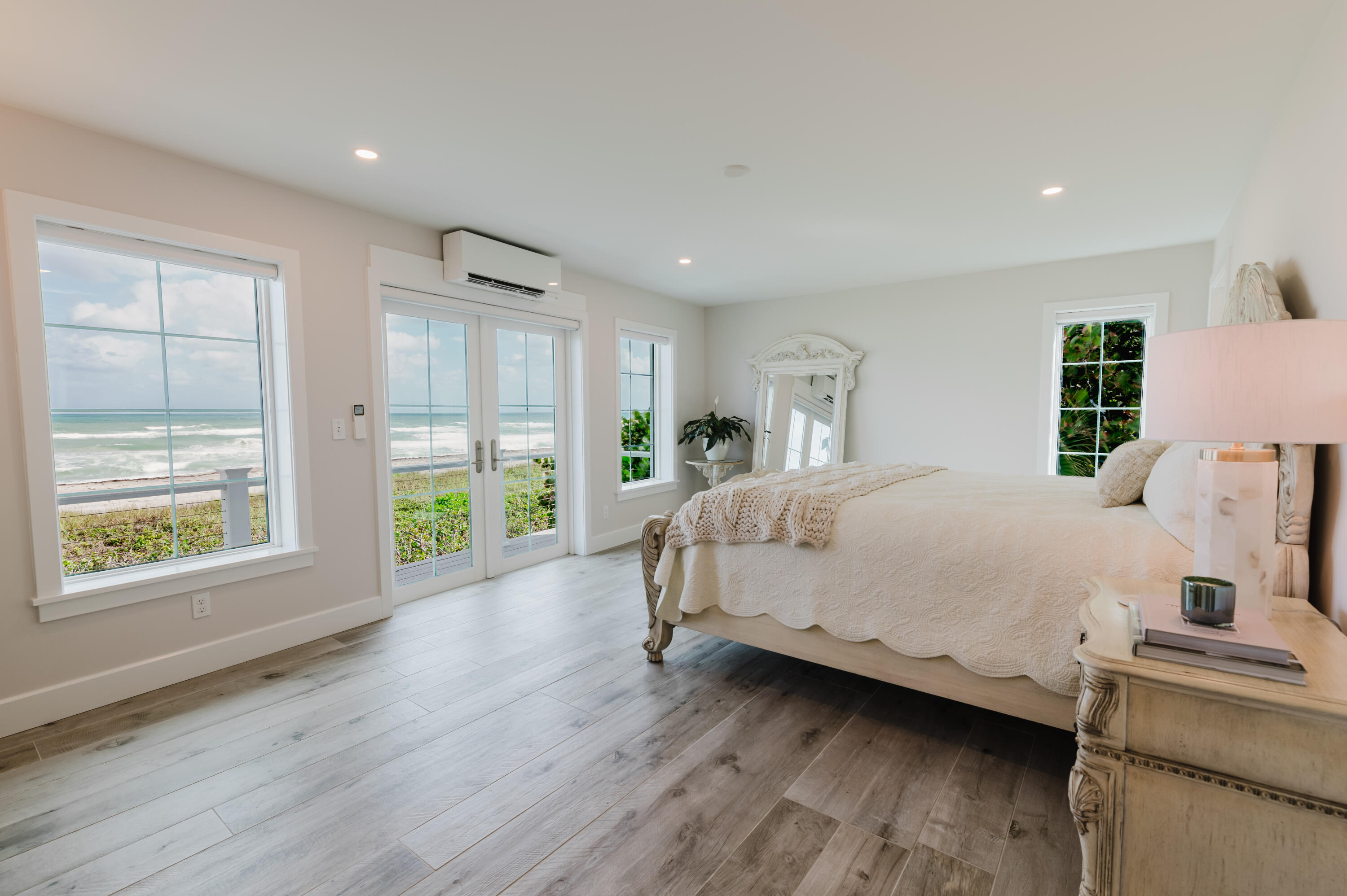 113 N Beach, Jupiter Island FL 33455