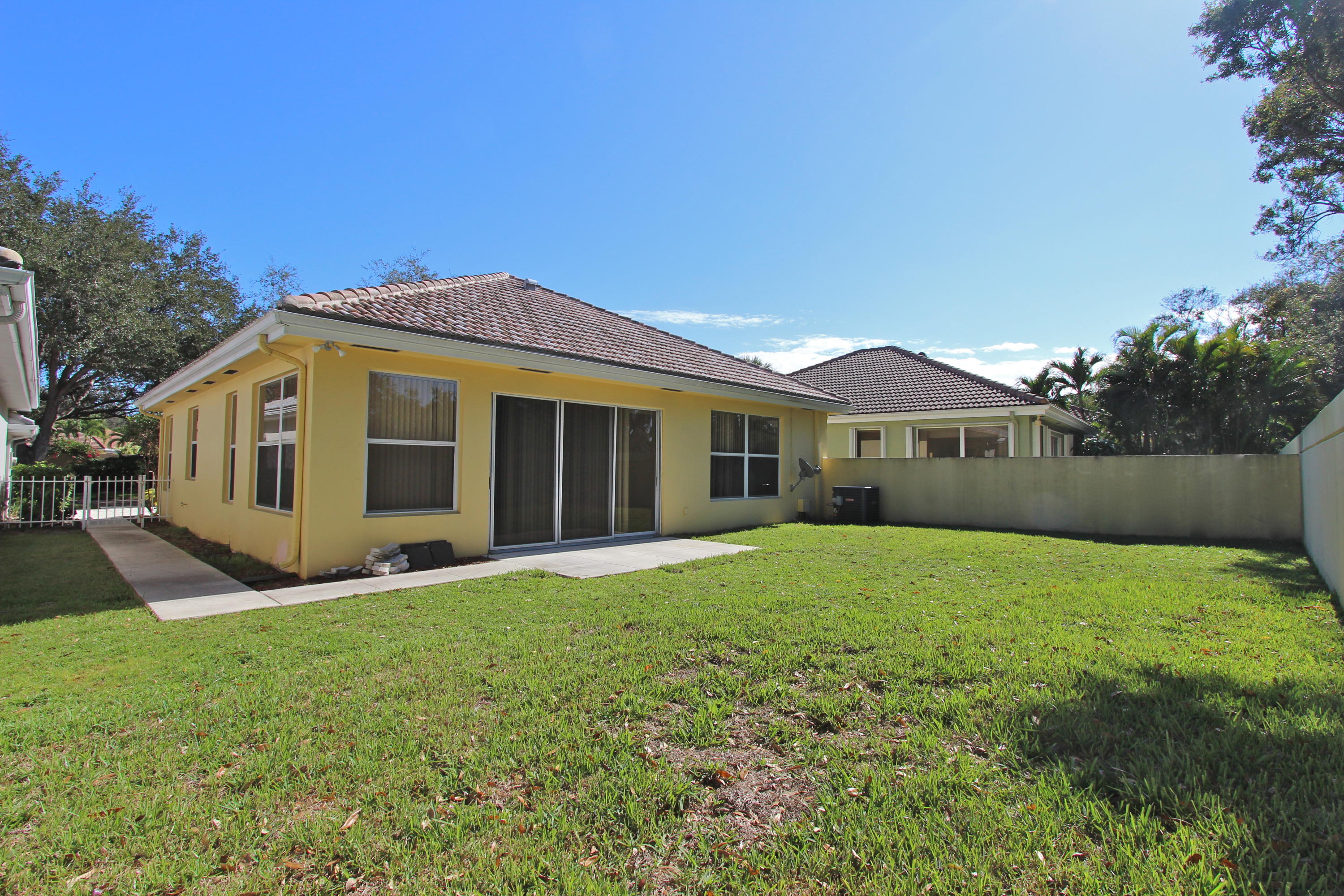 252 Sussex, Jupiter FL 33458