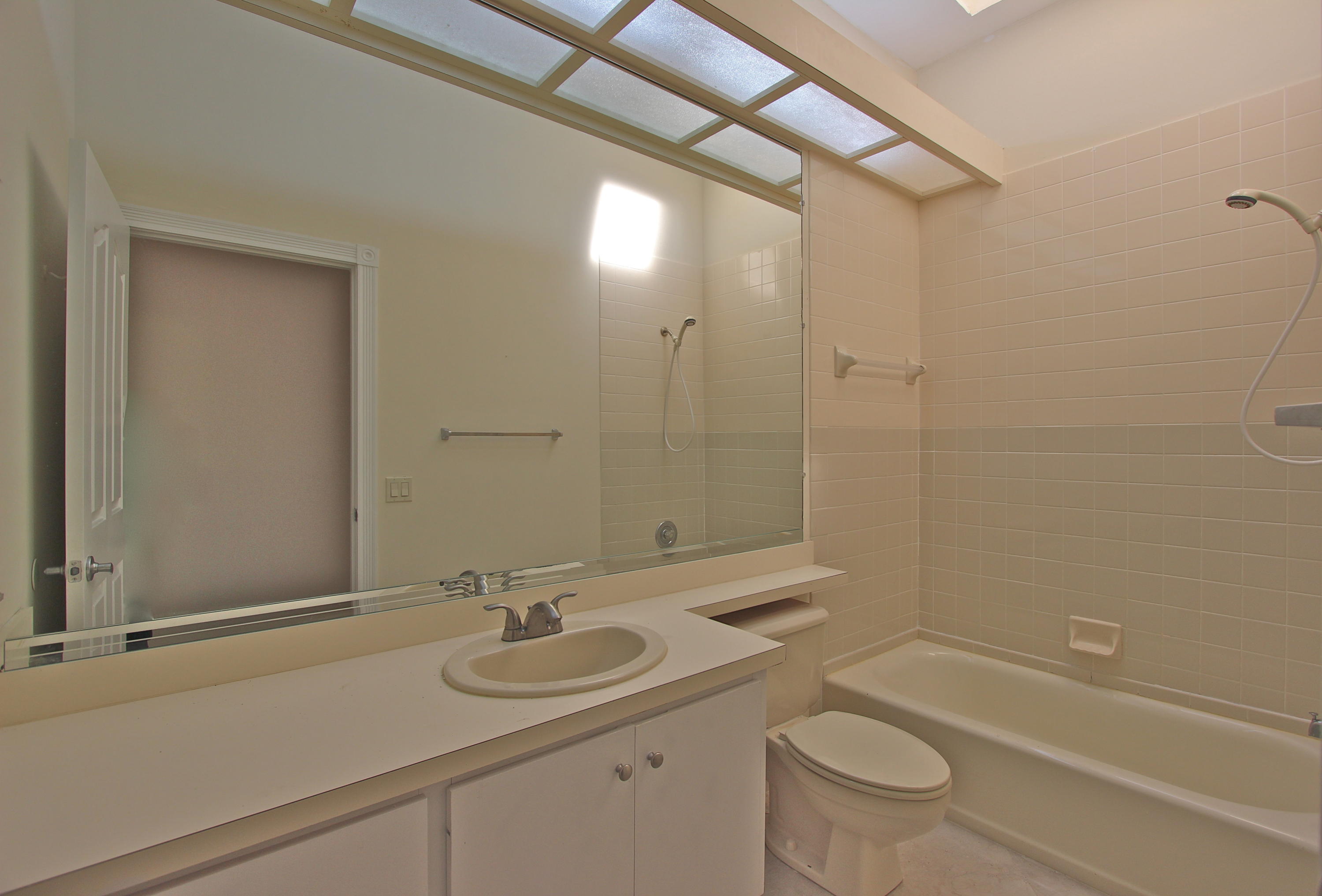 252 Sussex, Jupiter FL 33458