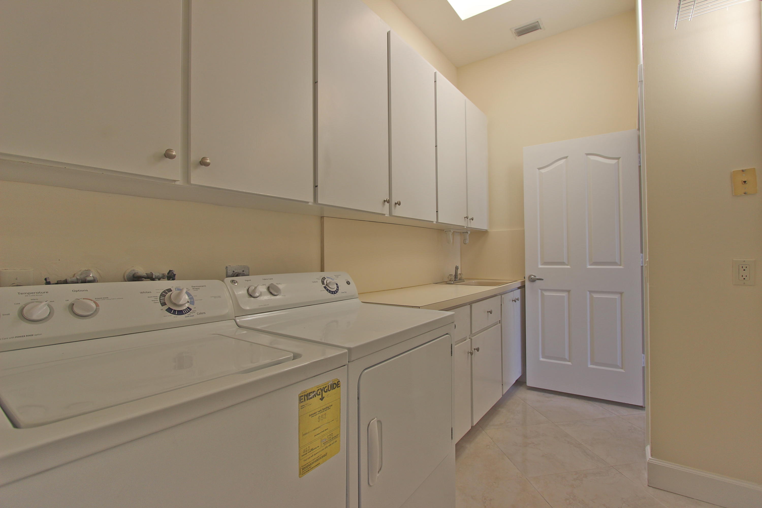 252 Sussex, Jupiter FL 33458
