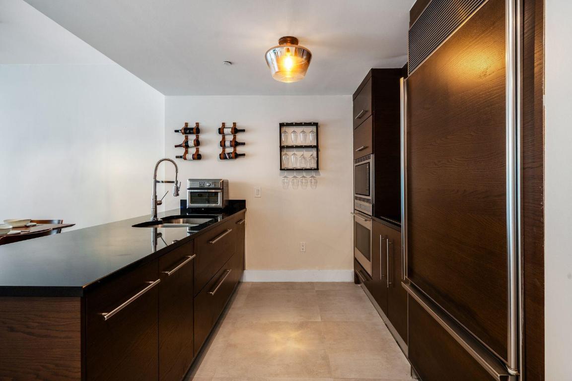 475 Brickell #4611, Miami FL 33131