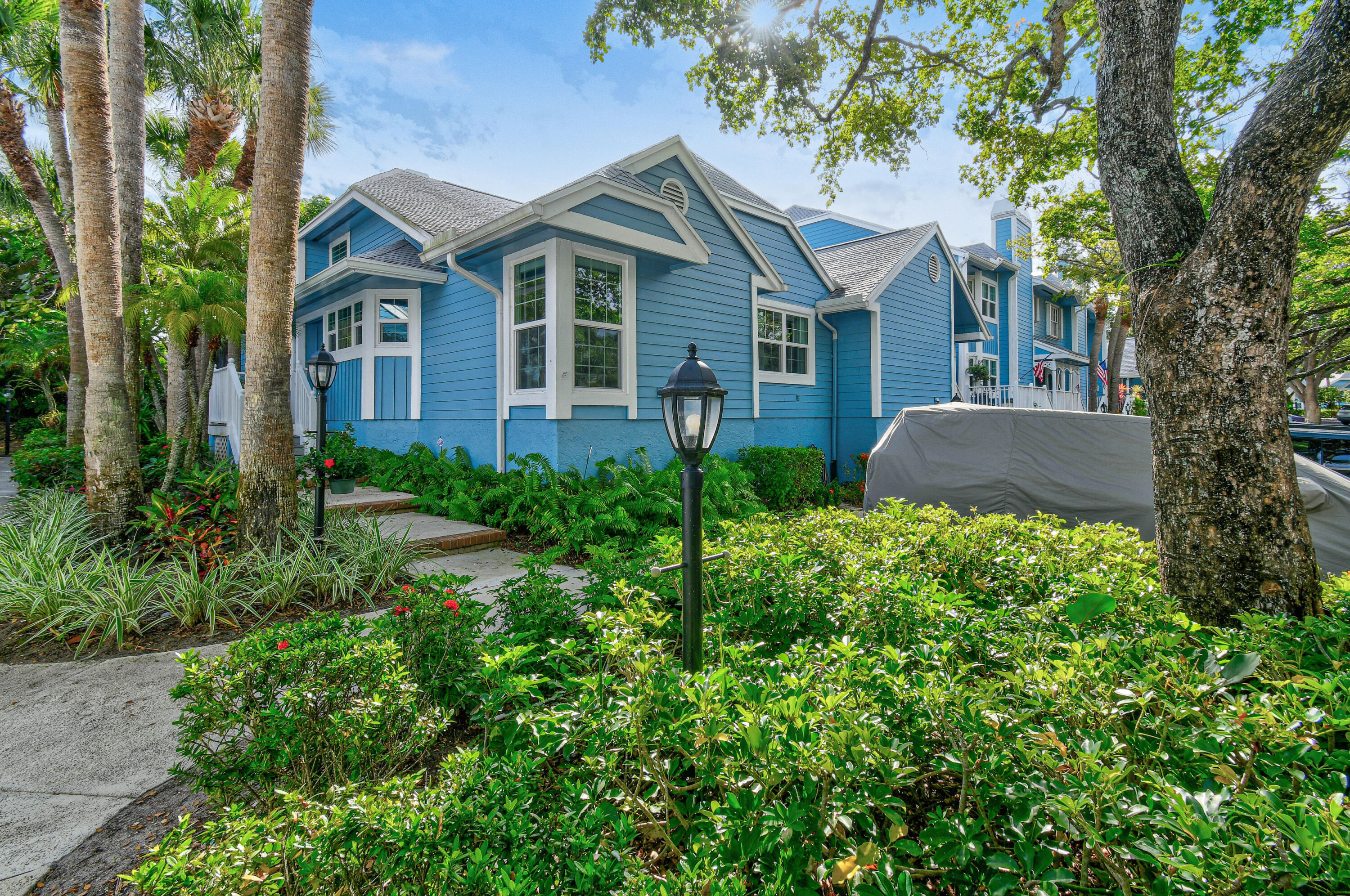 607 Ocean Dunes, Jupiter FL 33477