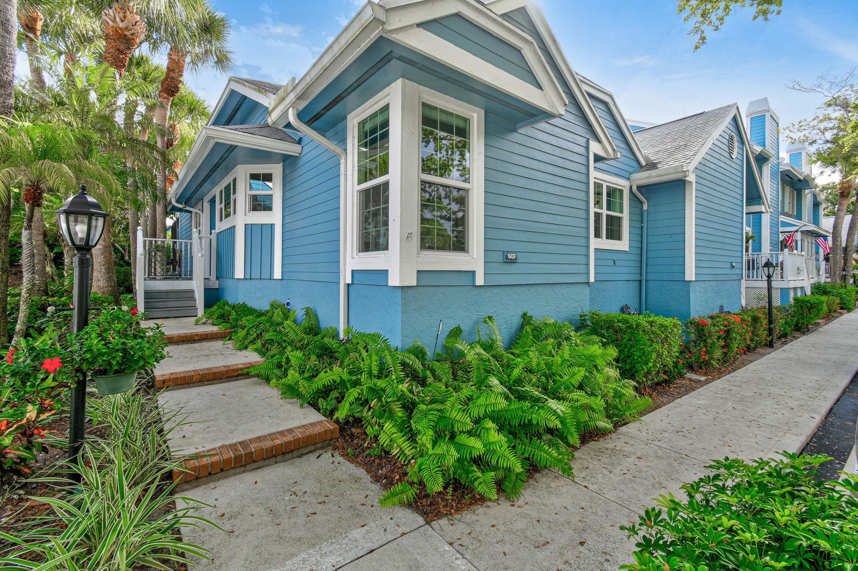 607 Ocean Dunes, Jupiter FL 33477
