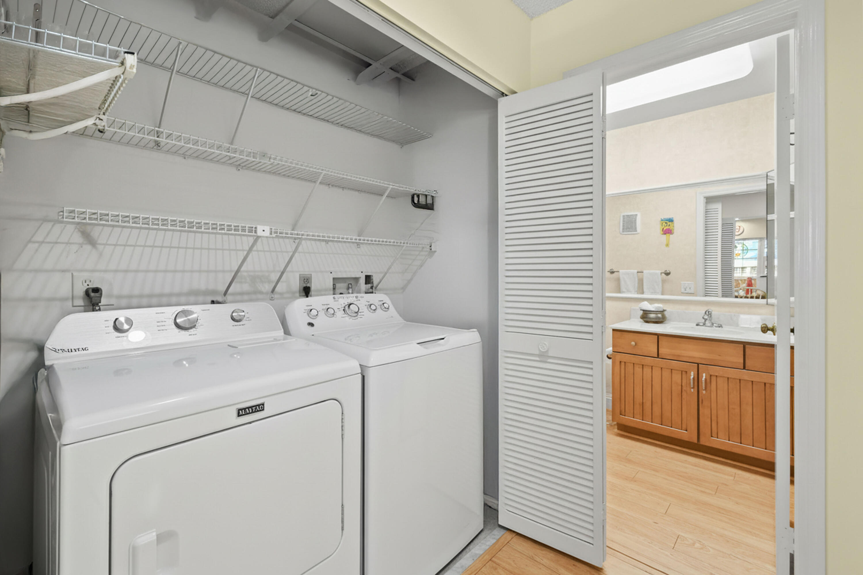 607 Ocean Dunes, Jupiter FL 33477