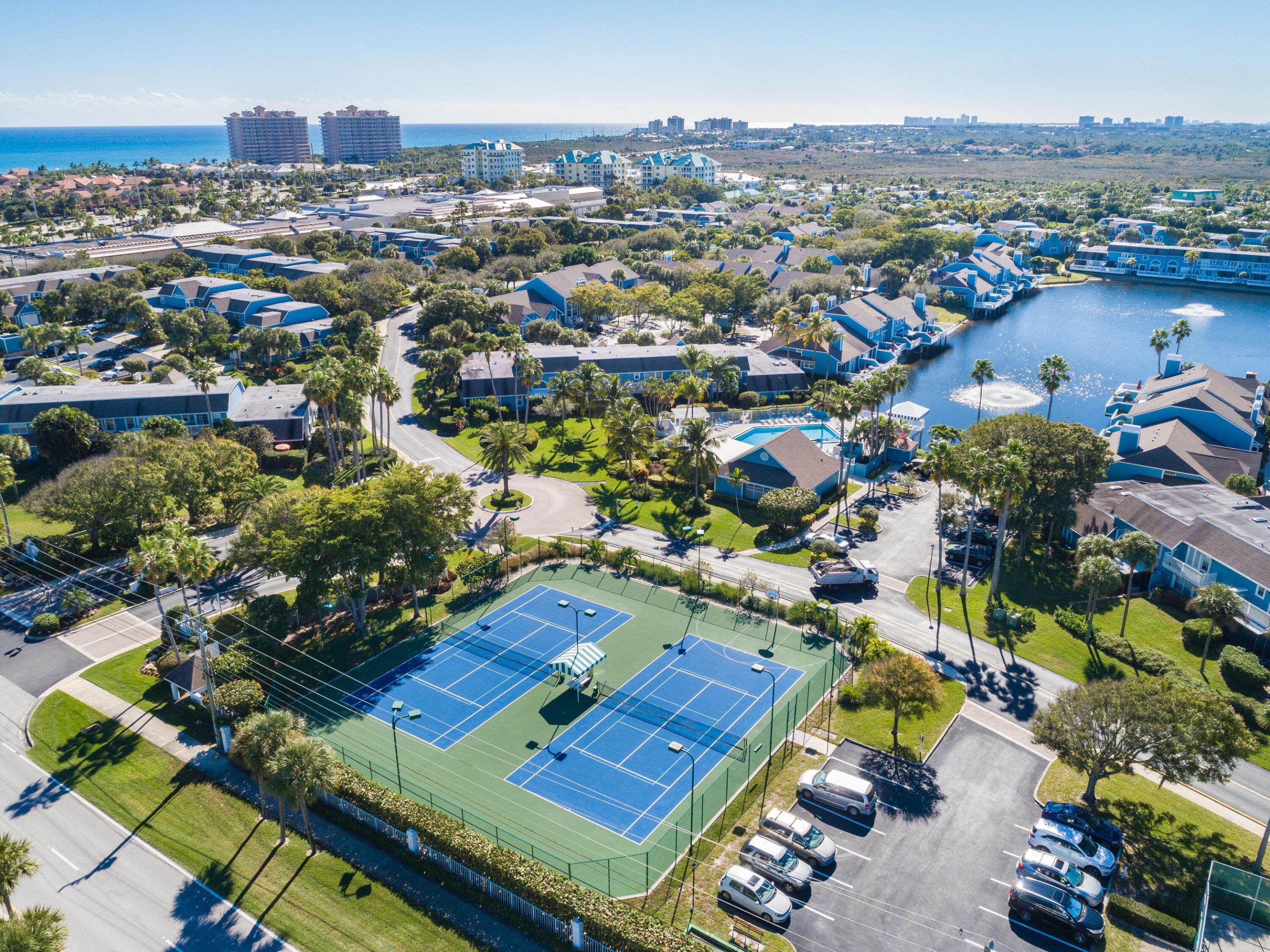 607 Ocean Dunes, Jupiter FL 33477