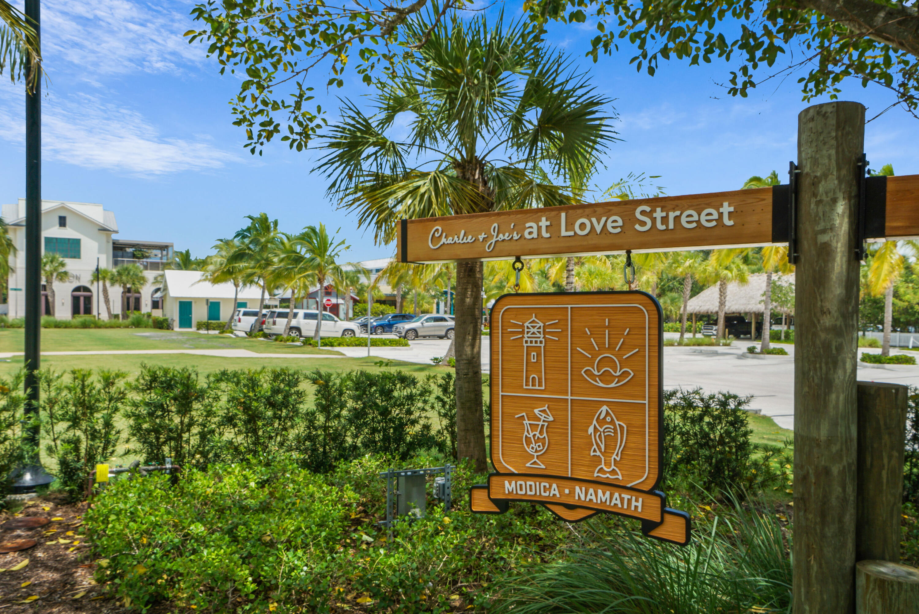 607 Ocean Dunes, Jupiter FL 33477