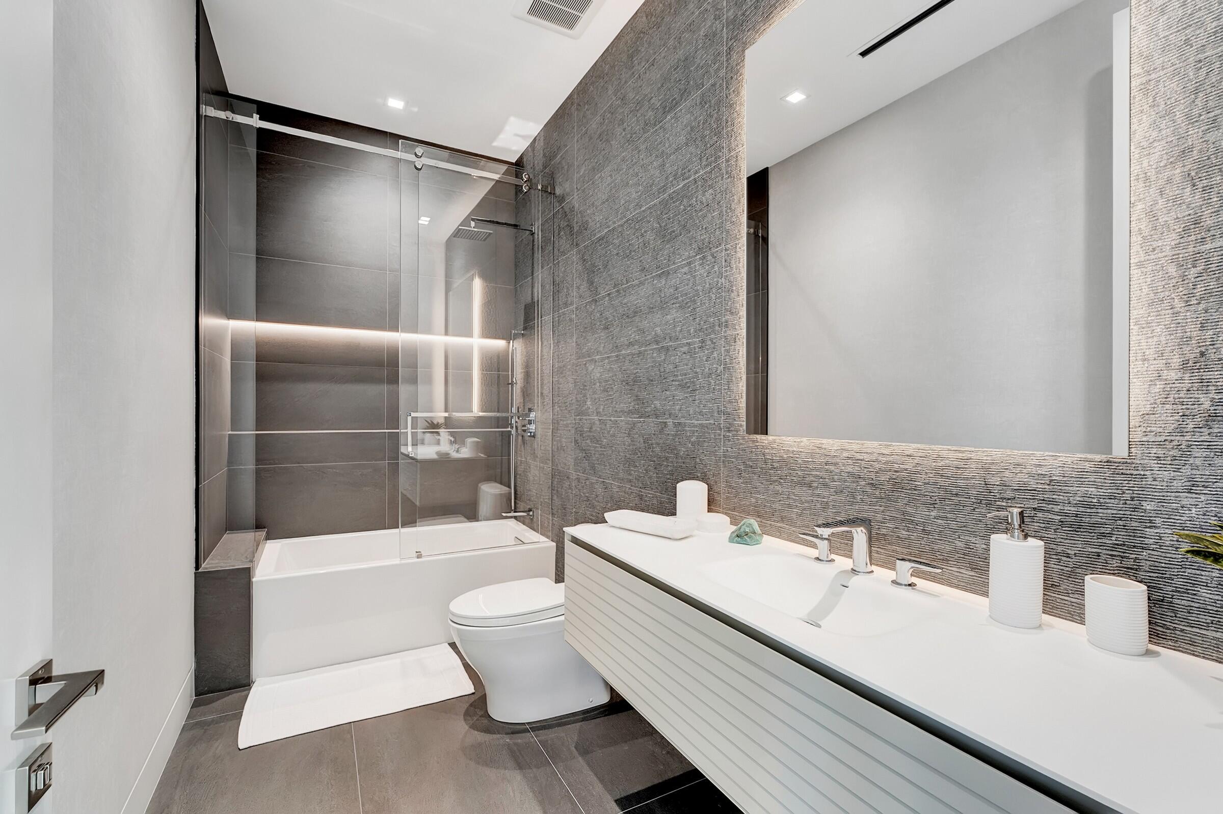 829 Orchid, Boca Raton FL 33432