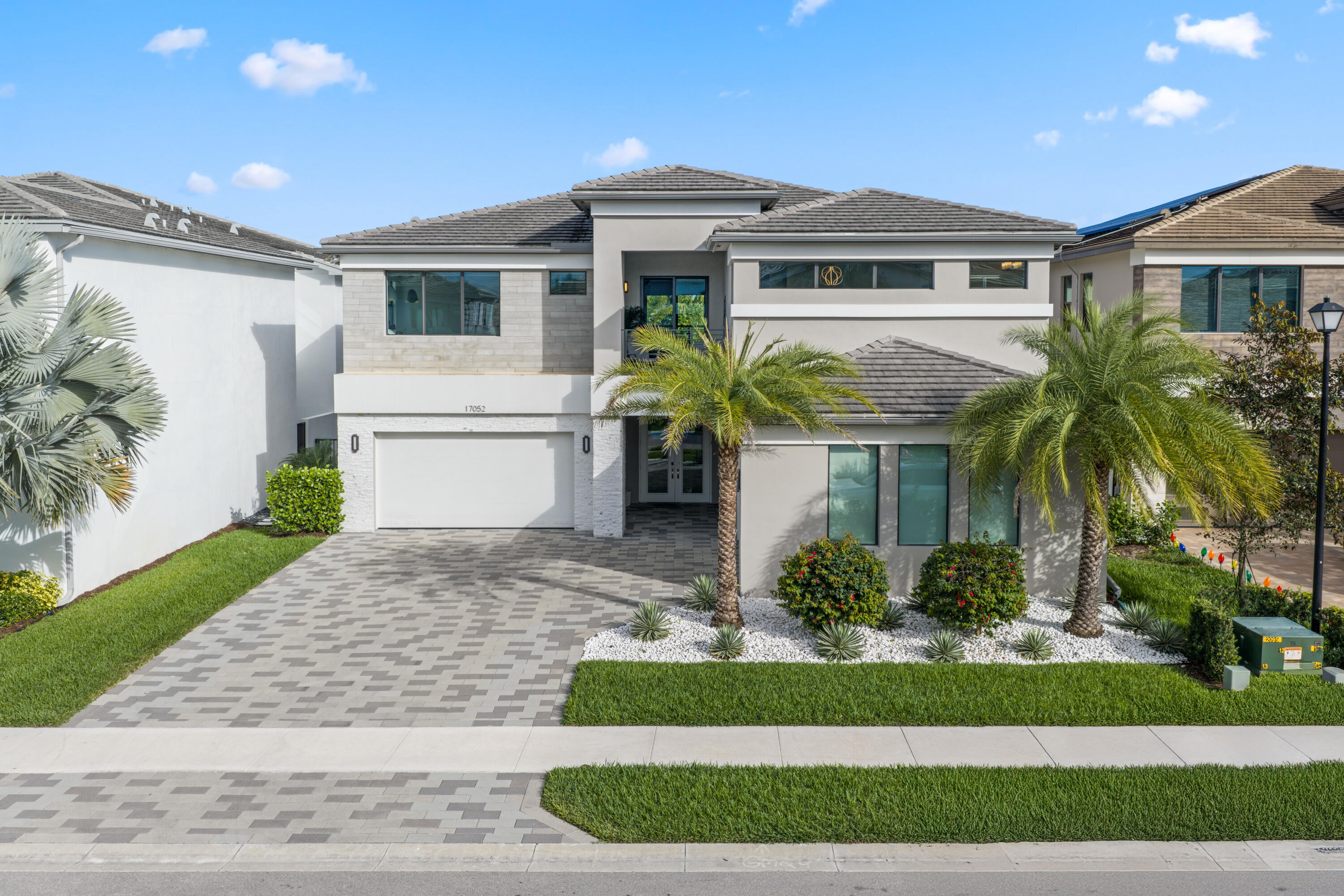 17052 Rainbow Falls, Boca Raton FL 33496