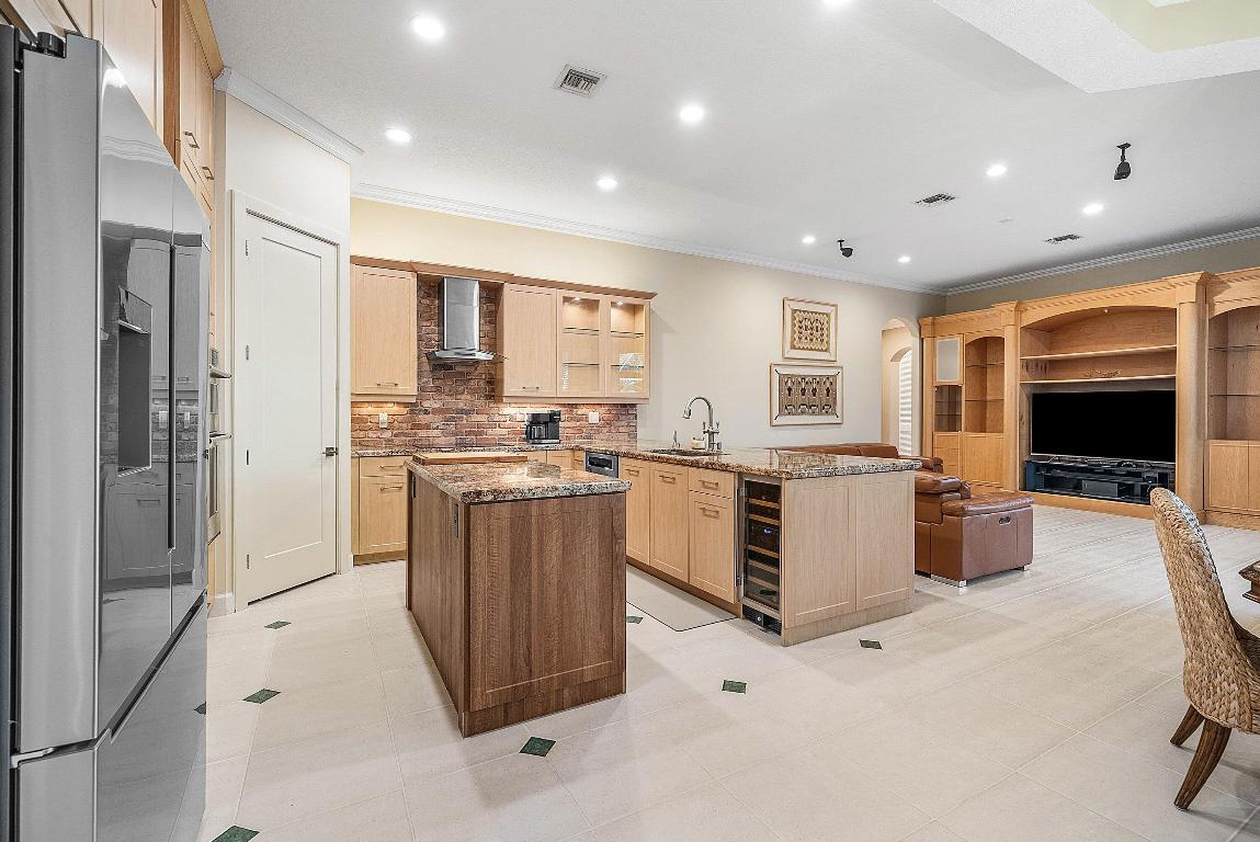 21374 Falls Ridge, Boca Raton FL 33428