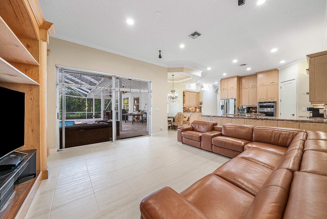 21374 Falls Ridge, Boca Raton FL 33428
