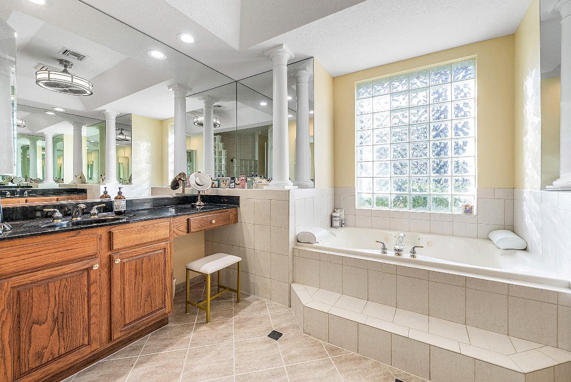 21374 Falls Ridge, Boca Raton FL 33428