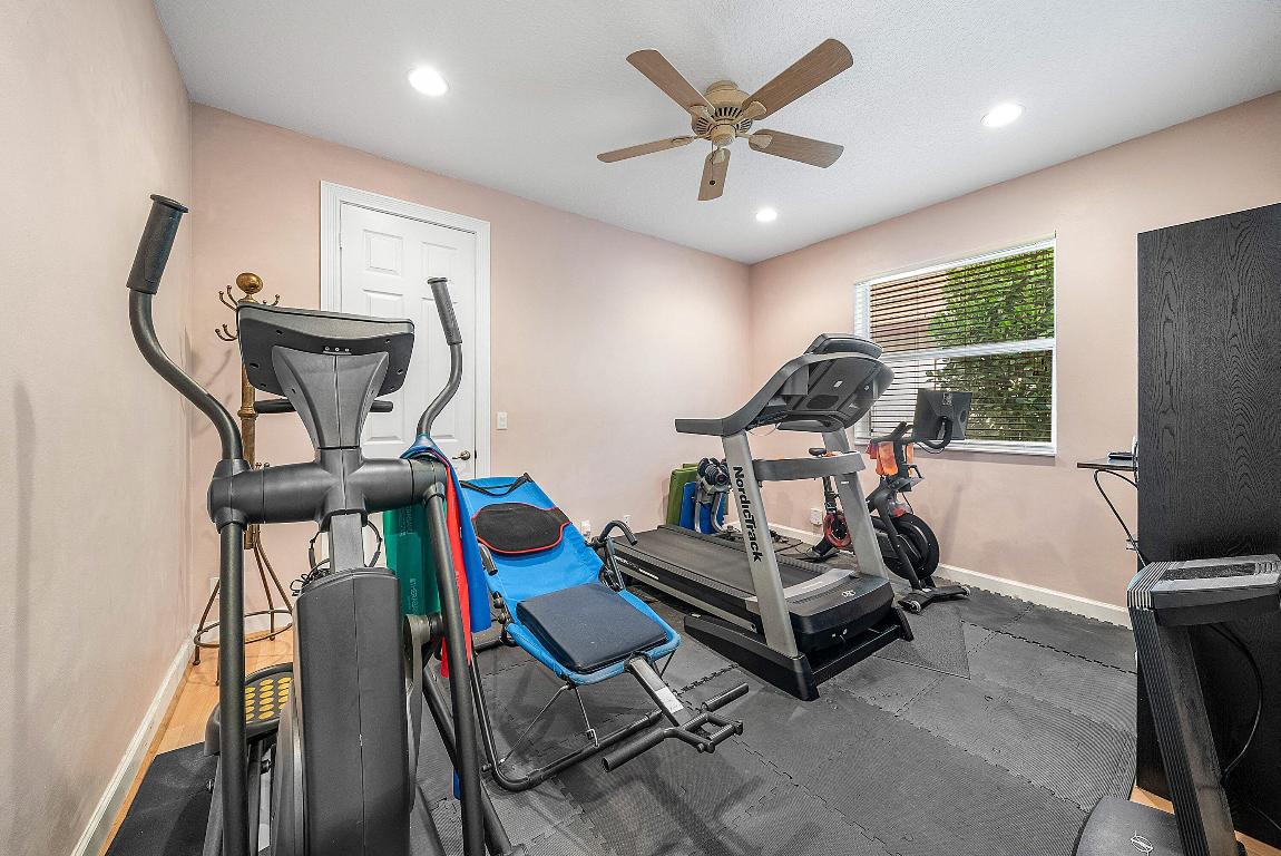21374 Falls Ridge, Boca Raton FL 33428