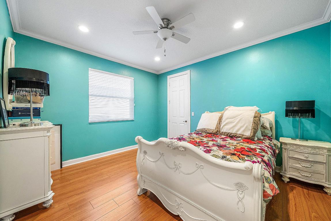 21374 Falls Ridge, Boca Raton FL 33428