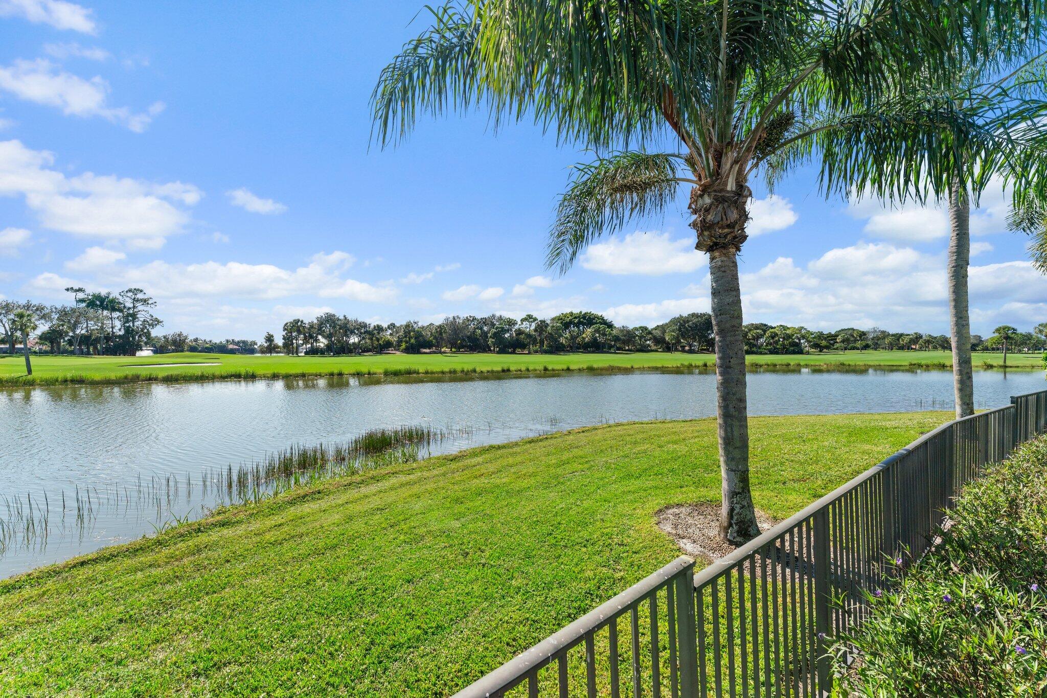 10520 Hawks Landing, West Palm Beach FL 33412