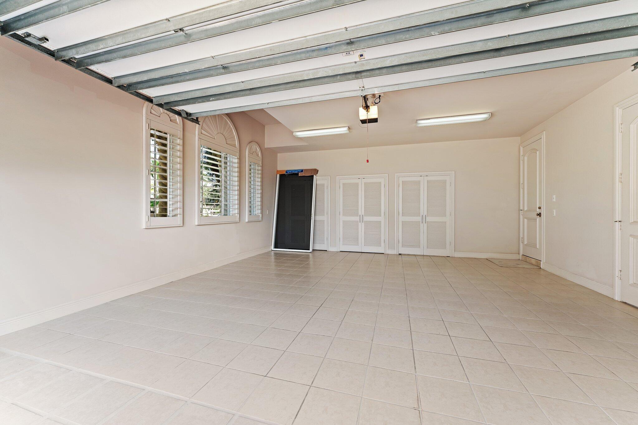 10520 Hawks Landing, West Palm Beach FL 33412