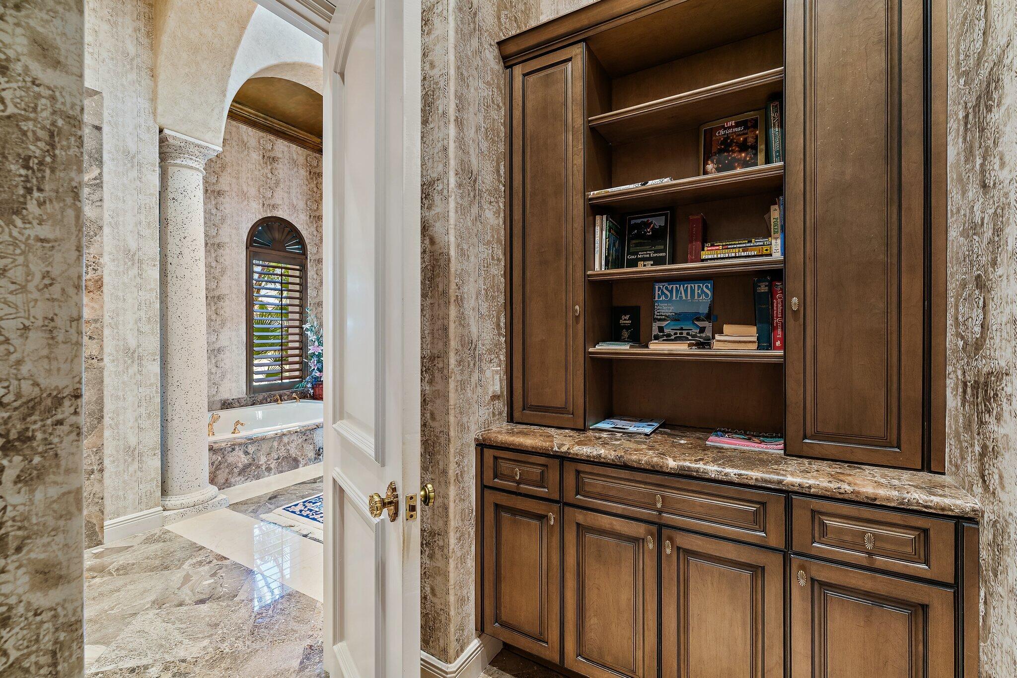 10520 Hawks Landing, West Palm Beach FL 33412