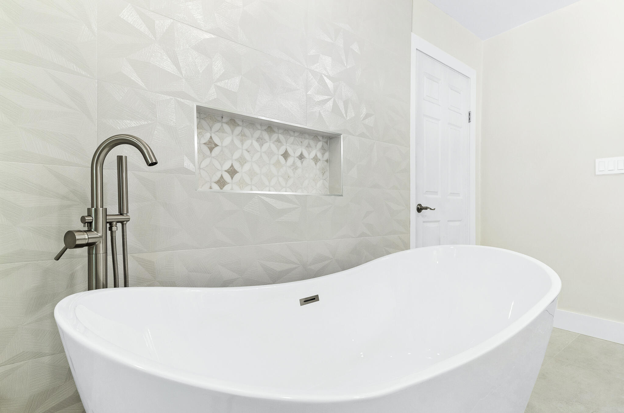 912 SE 8th, Deerfield Beach FL 33441