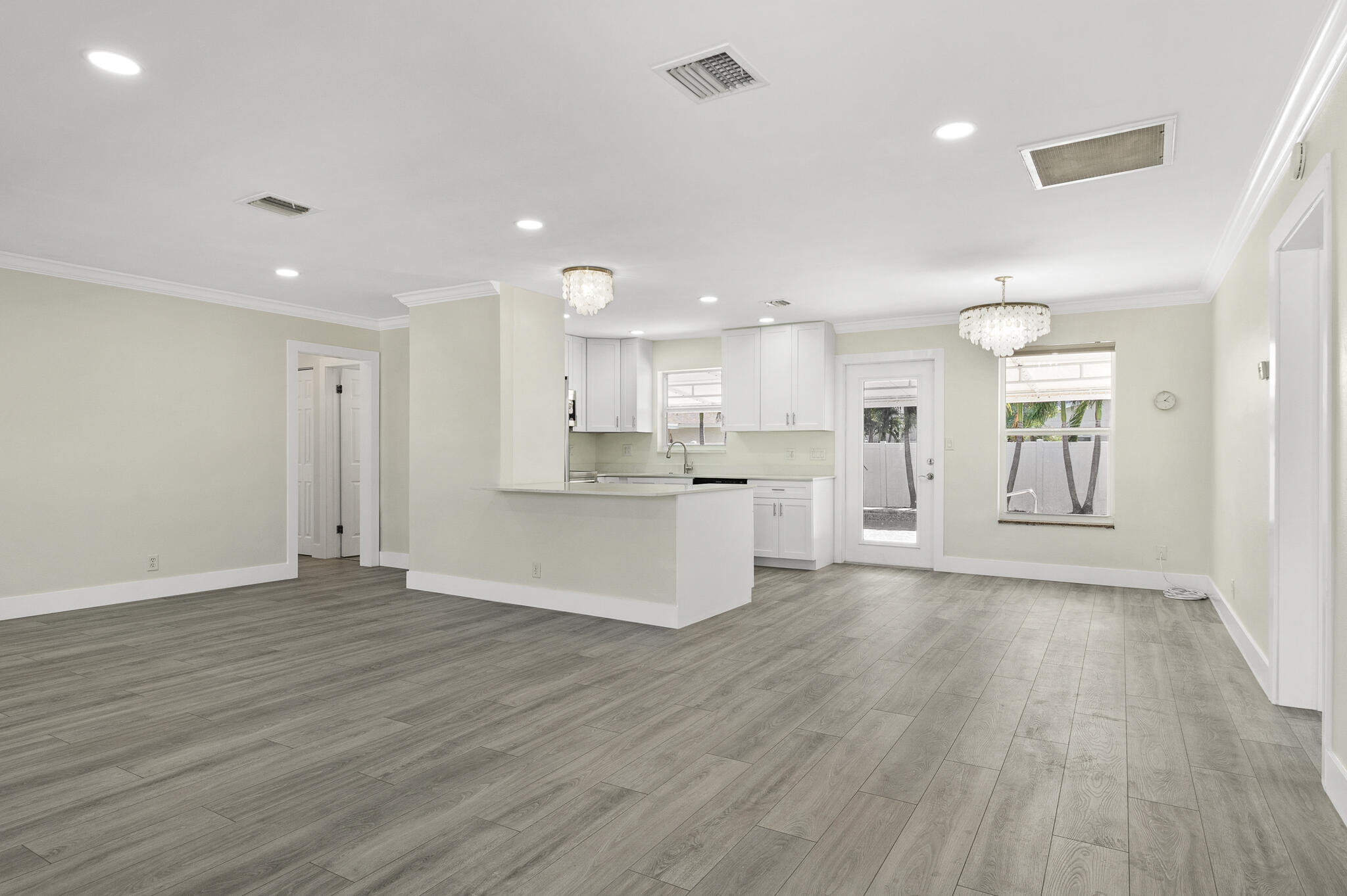 912 SE 8th, Deerfield Beach FL 33441