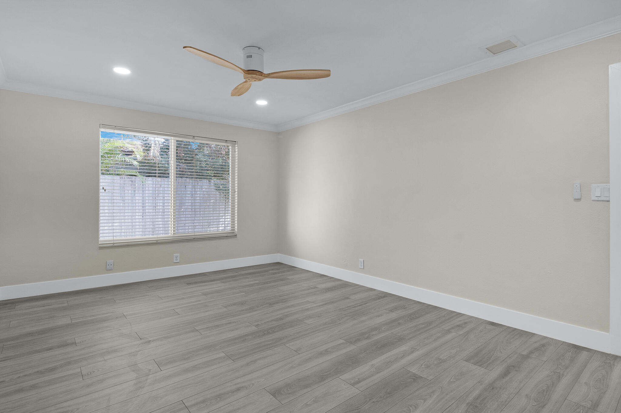 912 SE 8th, Deerfield Beach FL 33441