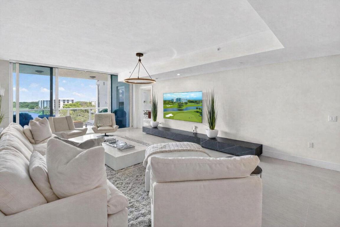 20155 Boca West #C504, Boca Raton FL 33434