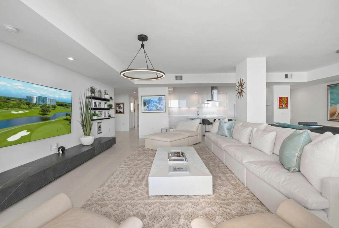 20155 Boca West #C504, Boca Raton FL 33434