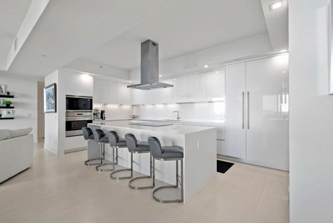 20155 Boca West #C504, Boca Raton FL 33434