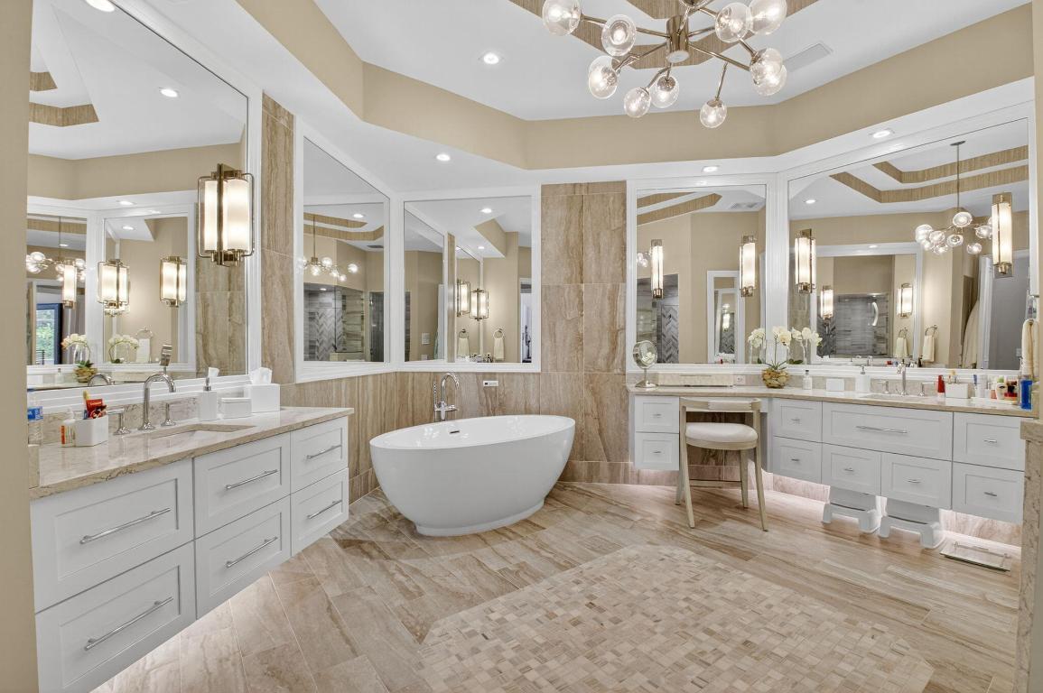 4170 NW Briarcliff, Boca Raton FL 33496