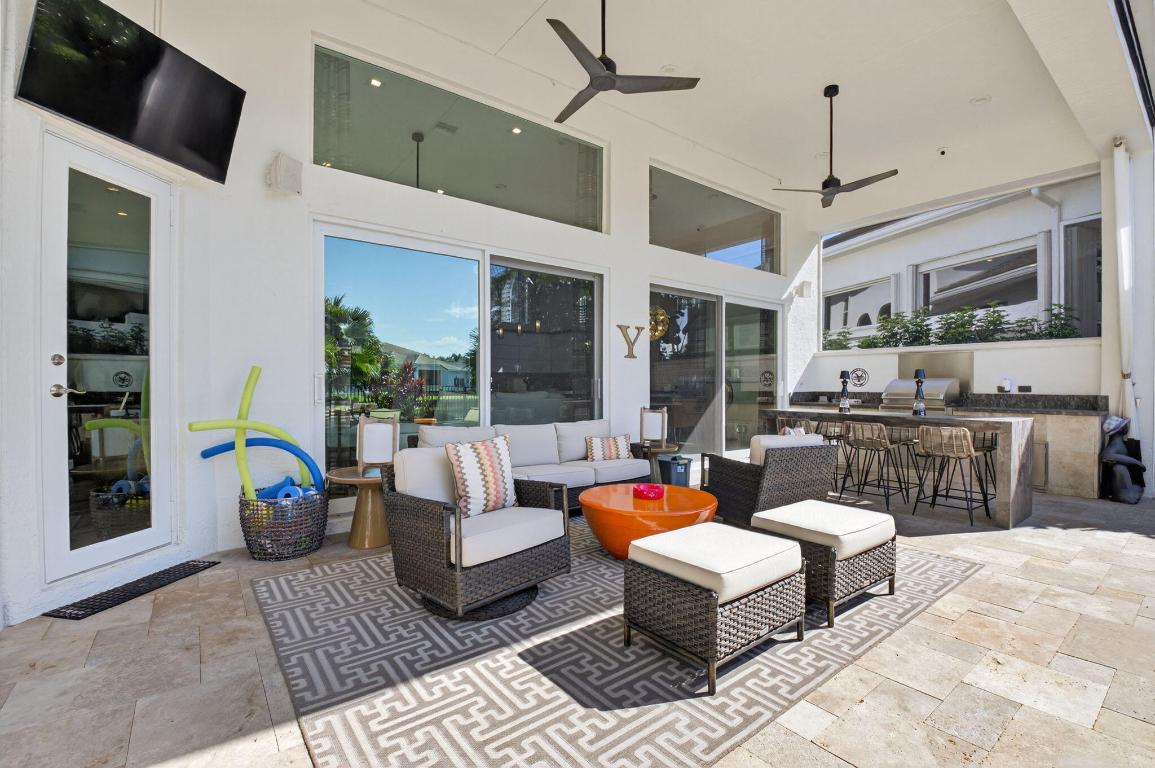 4170 NW Briarcliff, Boca Raton FL 33496