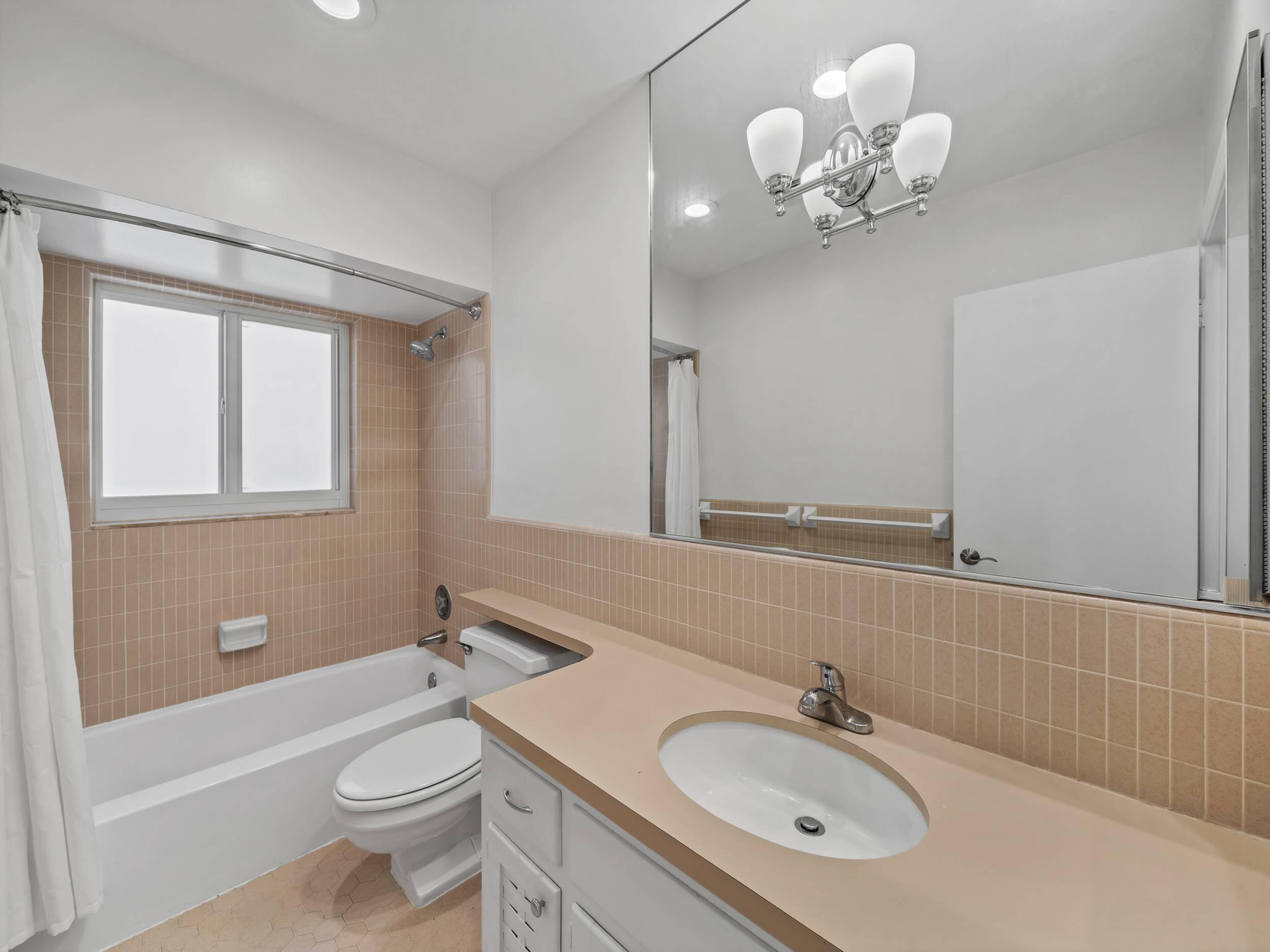 830 Cypress, Boca Raton FL 33486
