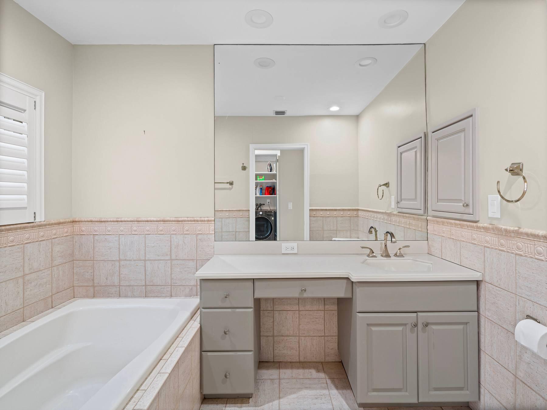 830 Cypress, Boca Raton FL 33486