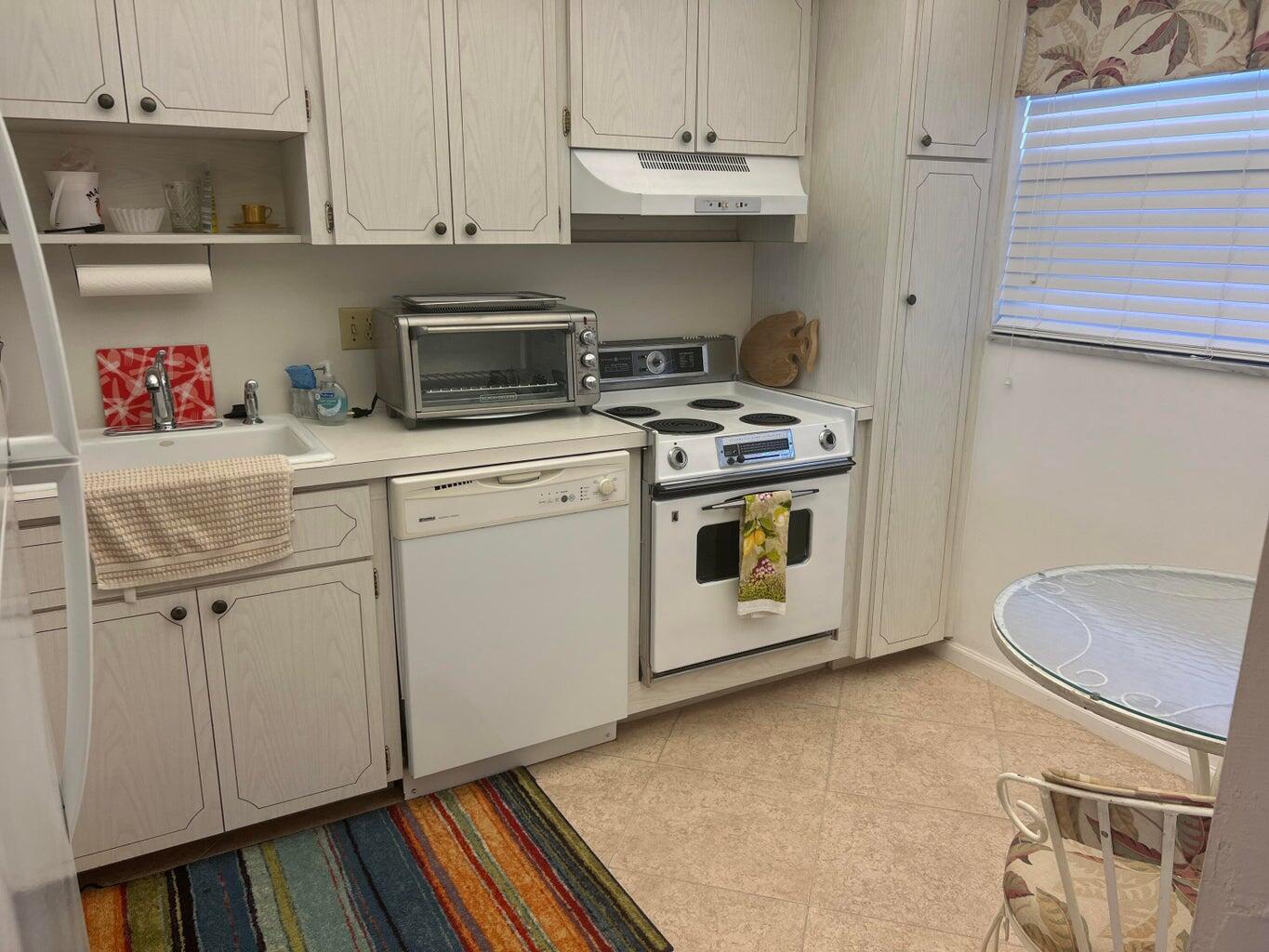 20 Yacht Club #405, North Palm Beach FL 33408
