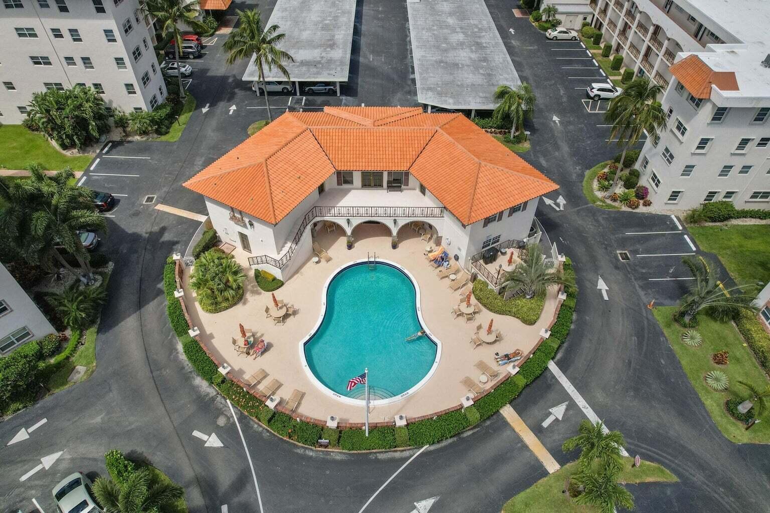 20 Yacht Club #405, North Palm Beach FL 33408