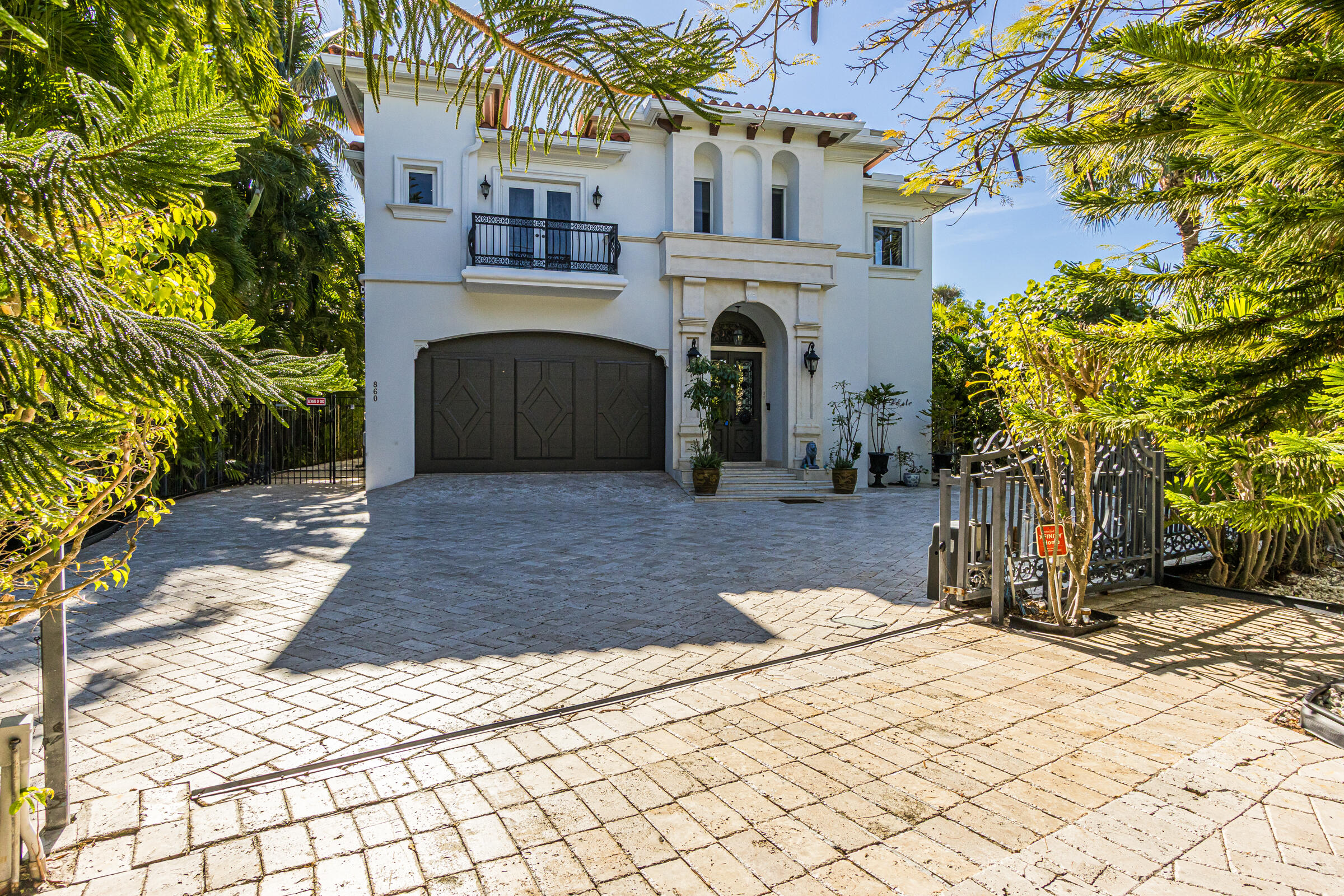 860 E Park, Boca Raton FL 33432