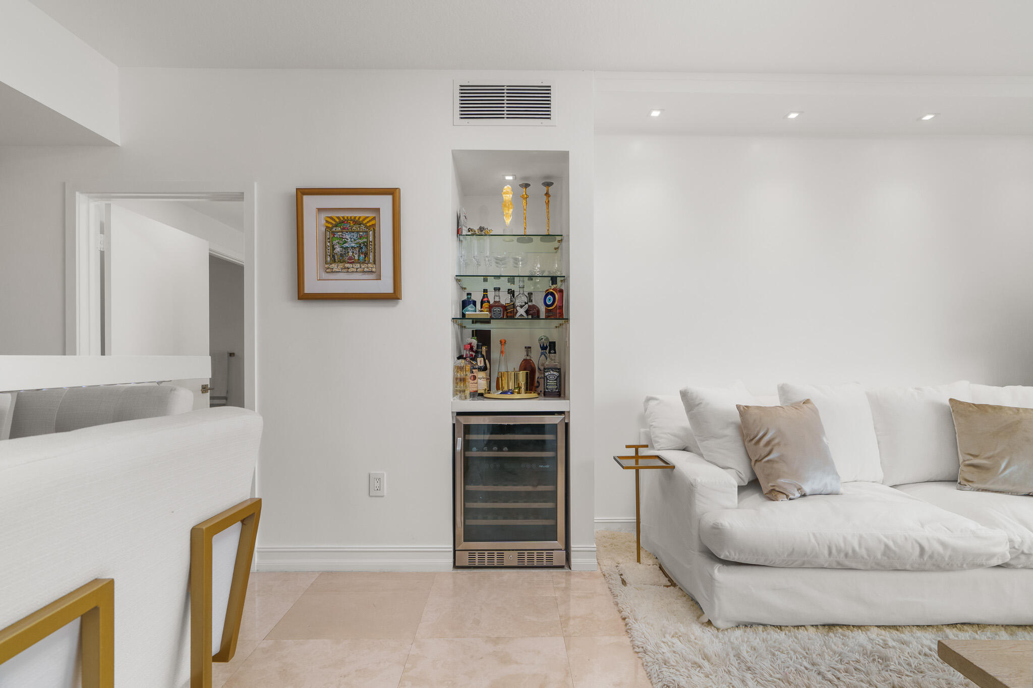 550 Okeechobee #1409, West Palm Beach FL 33401