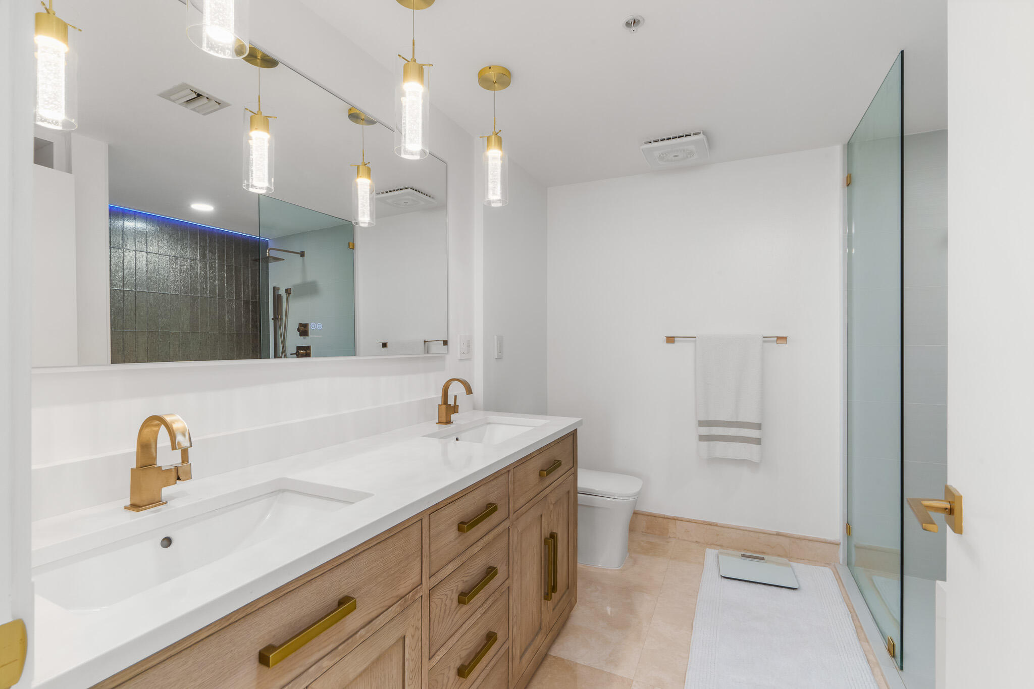 550 Okeechobee #1409, West Palm Beach FL 33401