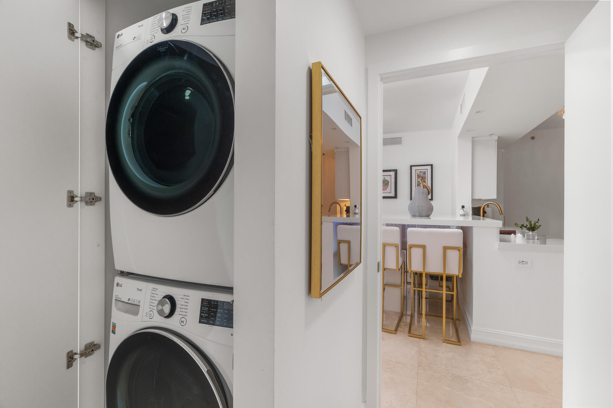 550 Okeechobee #1409, West Palm Beach FL 33401