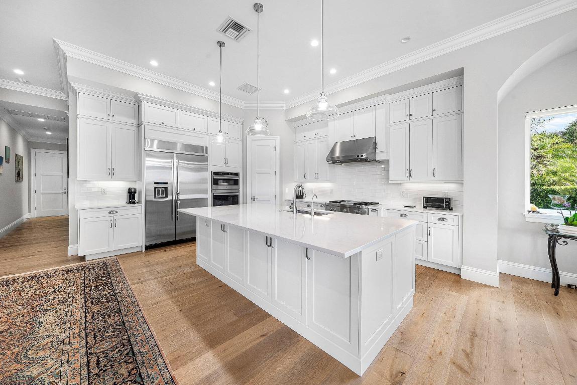 4600 Bocaire, Boca Raton FL 33487