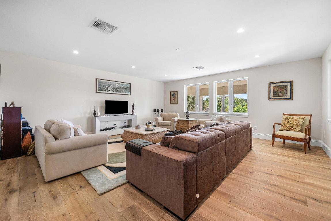 4600 Bocaire, Boca Raton FL 33487