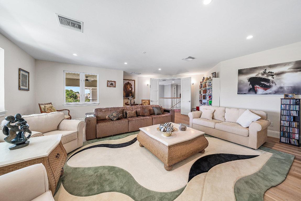 4600 Bocaire, Boca Raton FL 33487