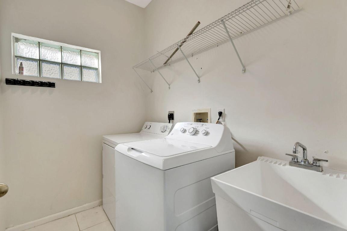 2716 San Andros, West Palm Beach FL 33411