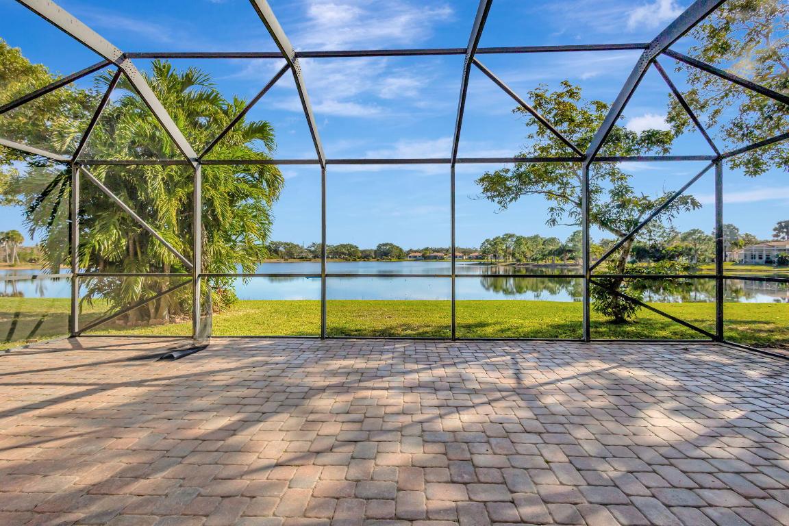 2716 San Andros, West Palm Beach FL 33411