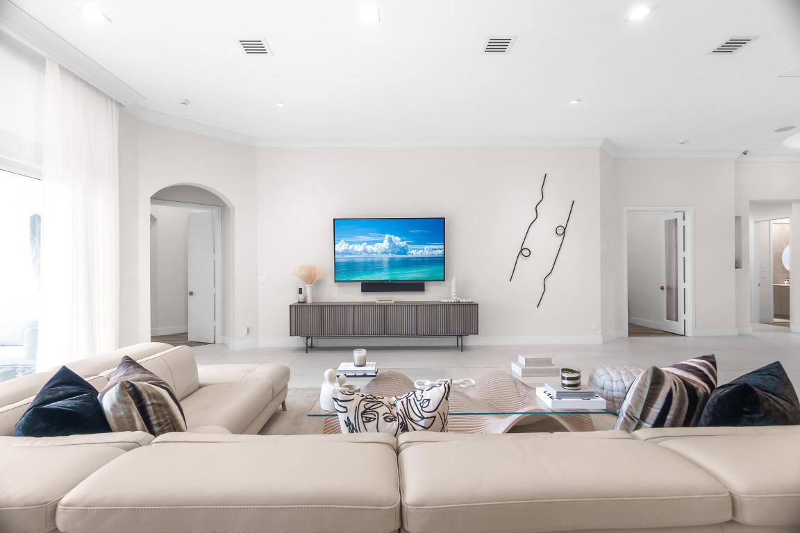 7952 Trieste, Delray Beach FL 33446