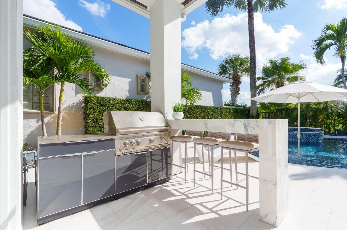 7952 Trieste, Delray Beach FL 33446