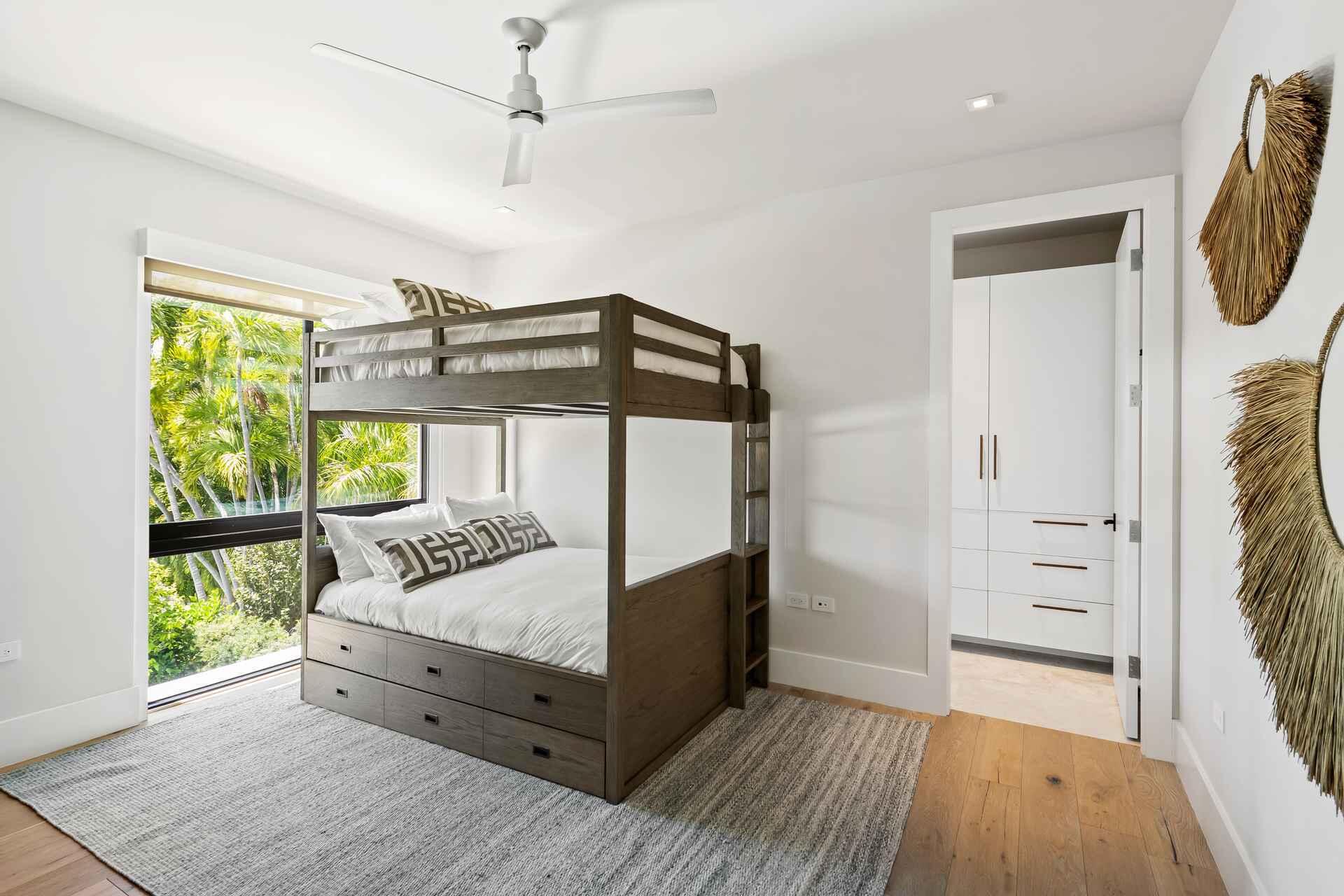 5288 Alton, Miami Beach FL 33140
