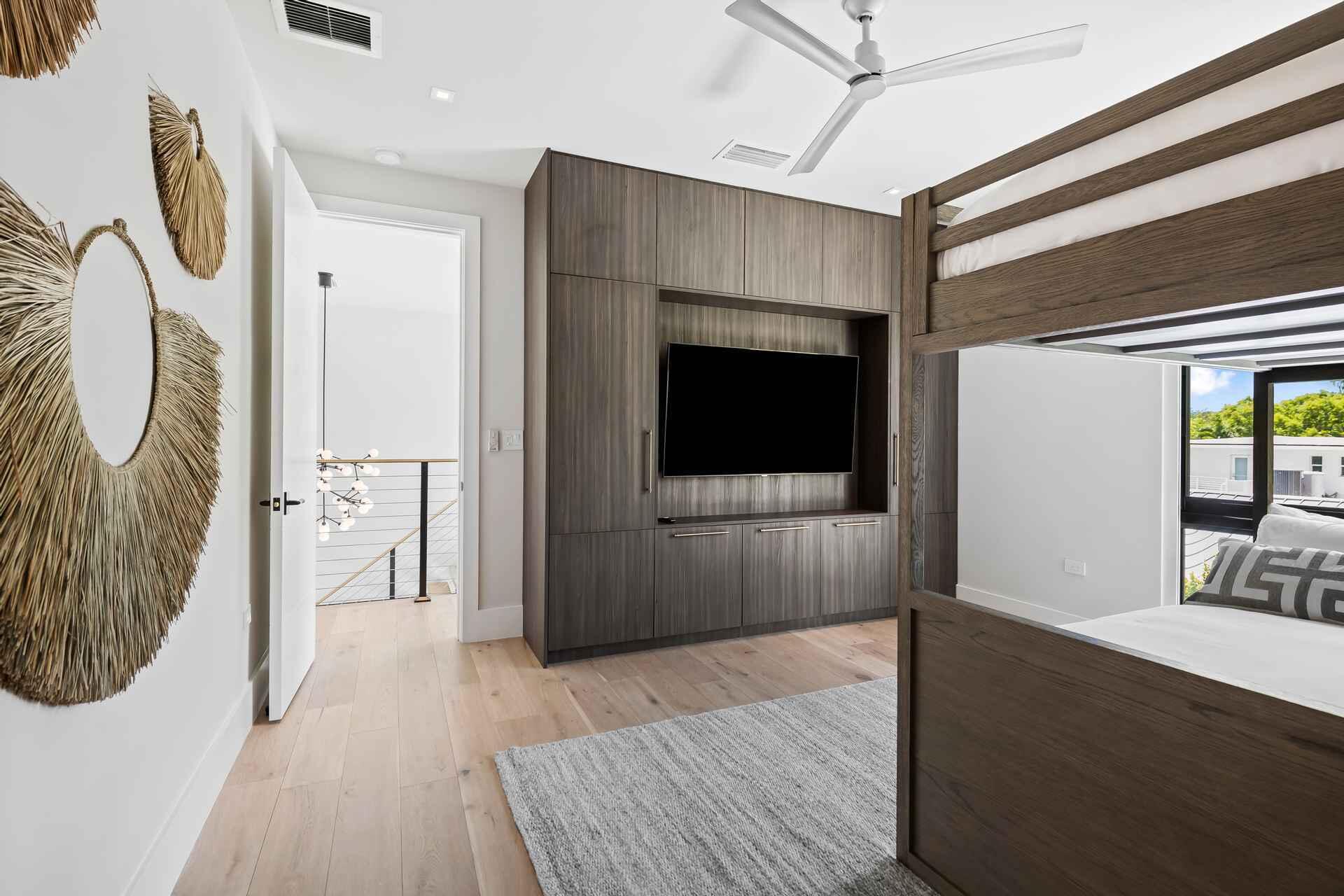 5288 Alton, Miami Beach FL 33140