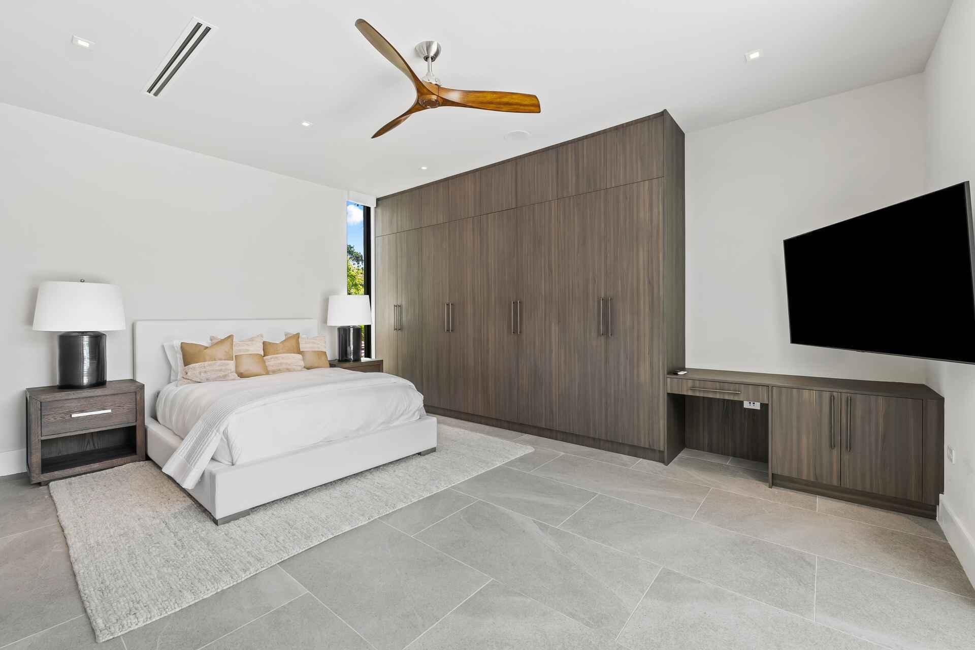 5288 Alton, Miami Beach FL 33140
