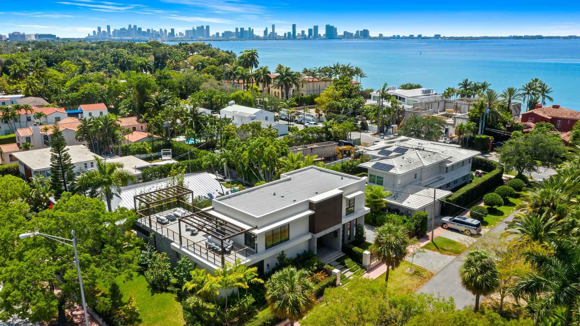 5288 Alton, Miami Beach FL 33140