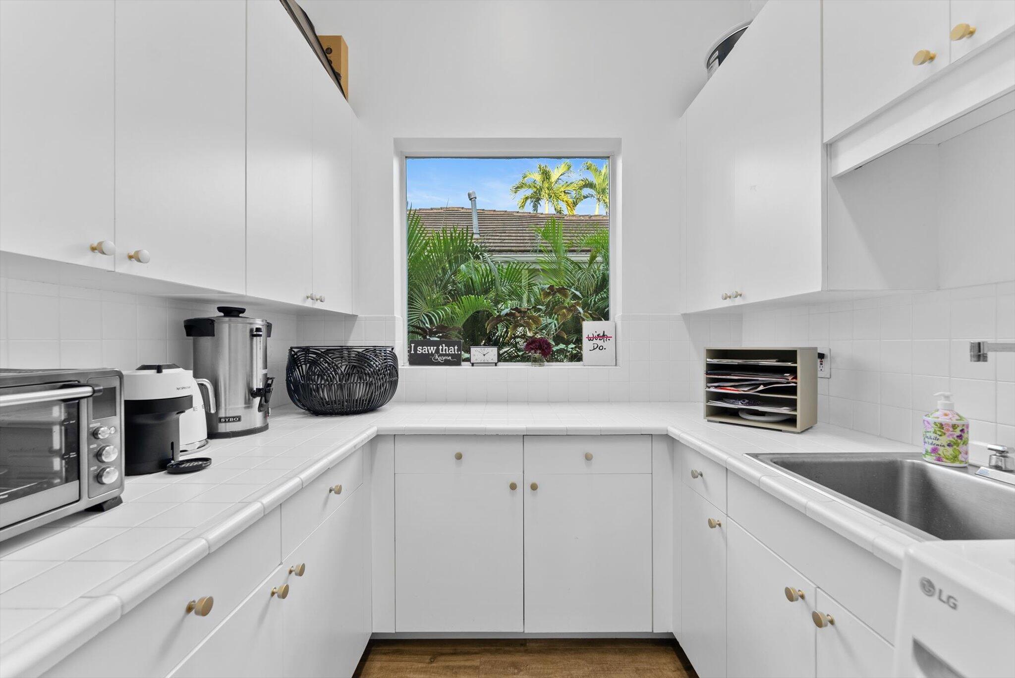 7955 Mandarin, Boca Raton FL 33433