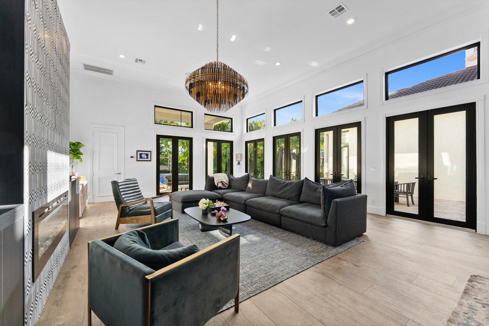 7955 Mandarin, Boca Raton FL 33433