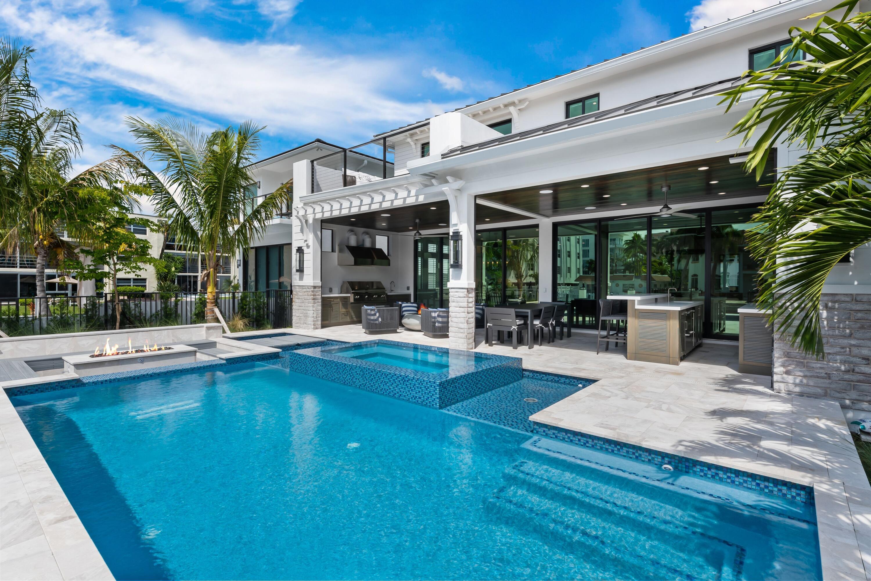 319 Coconut Isle #3, Fort Lauderdale FL 33301